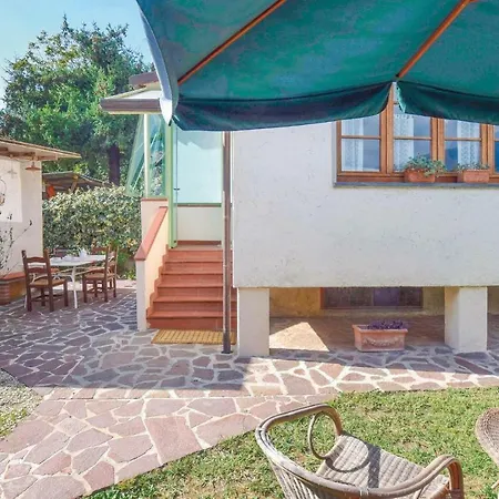 Awesome Home In Camaiore -Lu- With Kitchen